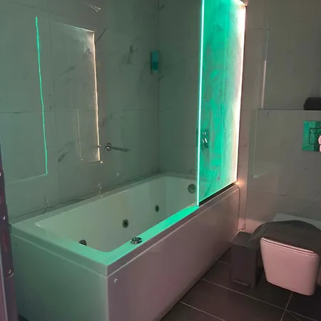 Charlie Chaplin Luxury Apartamento *
