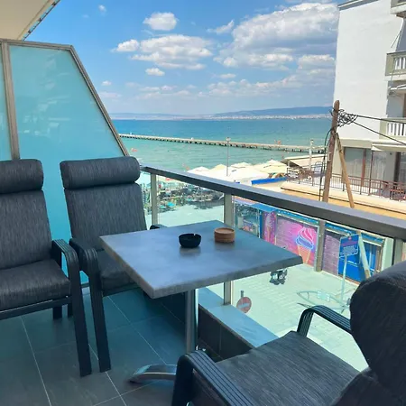 Apartamento Charlie Chaplin Luxury Peraía